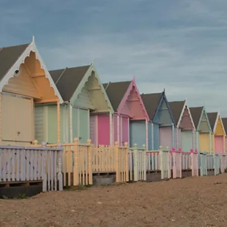Luxury 2- Bed Caravan In Mersea Island Colchester Exterior photo